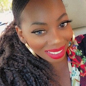 Meet your Posher, Samona